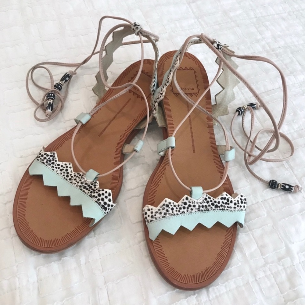 Dolce Vita Boho Strappy Mint Sandals w Royal Faux Fur. Bead Tassels 7.5